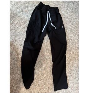 FIGS size XS straight cargo pants